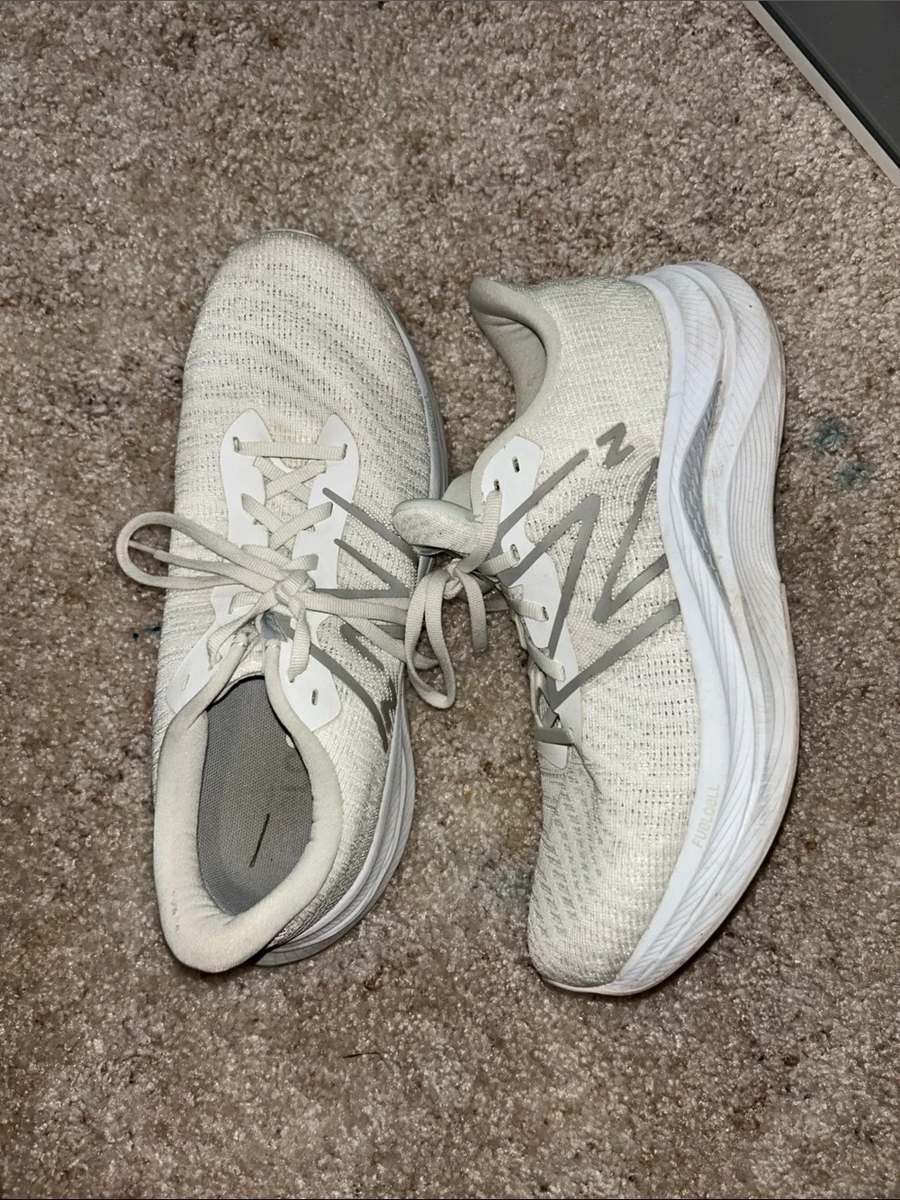 New Balance Women's Athletic Shoes White